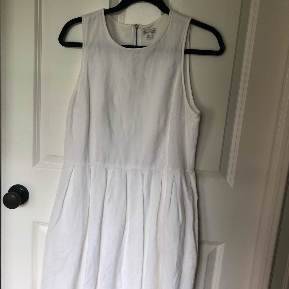 White linen dress with pockets!